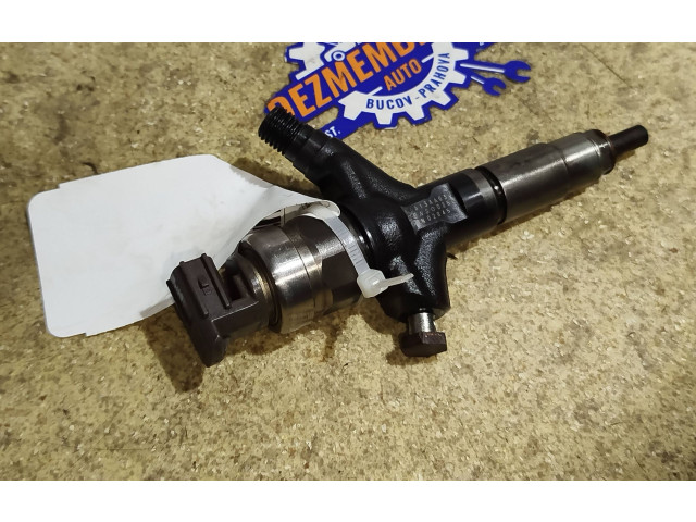 Форсунка 16613AA030    Subaru Forester SH  EE20 