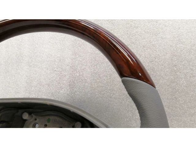 Volant Mercedes-Benz SL R230 2009 A2304602718  