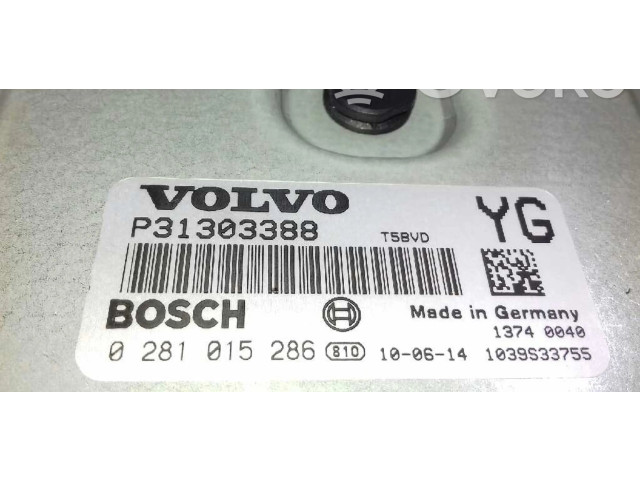 Řídící jednotka 31303388, 0281015286   Volvo XC70 2010