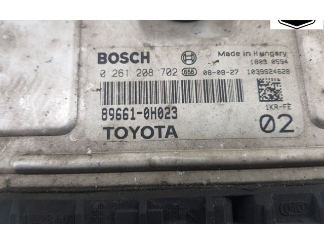 Řídící jednotka B000727880, 261208702   Peugeot 107 2012