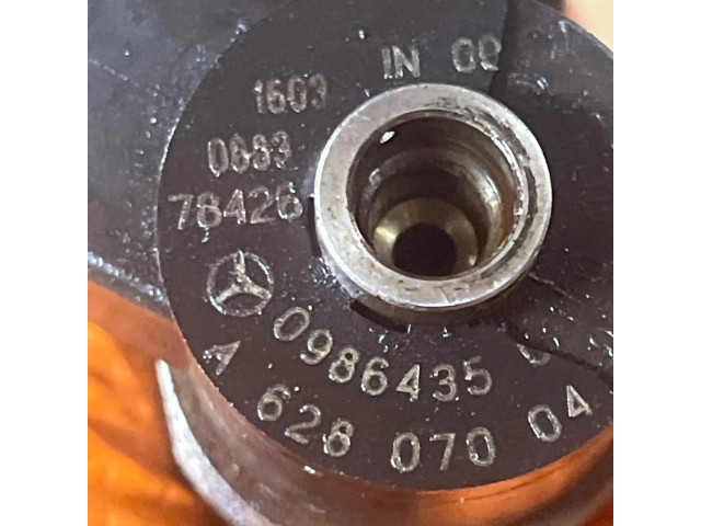 Vstřikovač 0986435044   Mercedes-Benz S W220  pro naftový motor 4.0 628960 