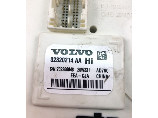   Pojistková skříňka 32320214AA, UK1318   Volvo XC40 2023