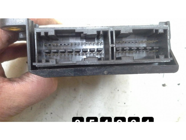 Блок управления двигателя 61079230   Peugeot 308