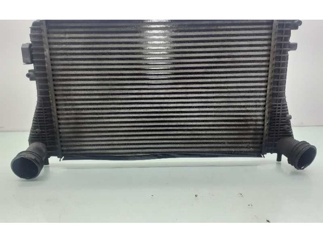 Интеркулер  1K0145803CD, 1K0145803A   Seat Leon (1M) 