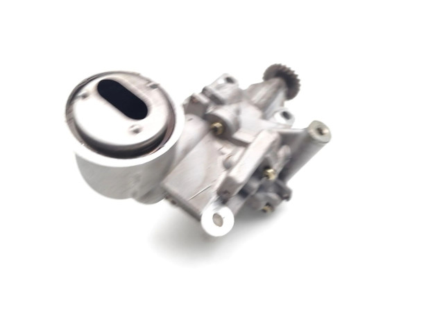 Масляный насос  MR16DDT 464224H1612  Nissan Qashqai 