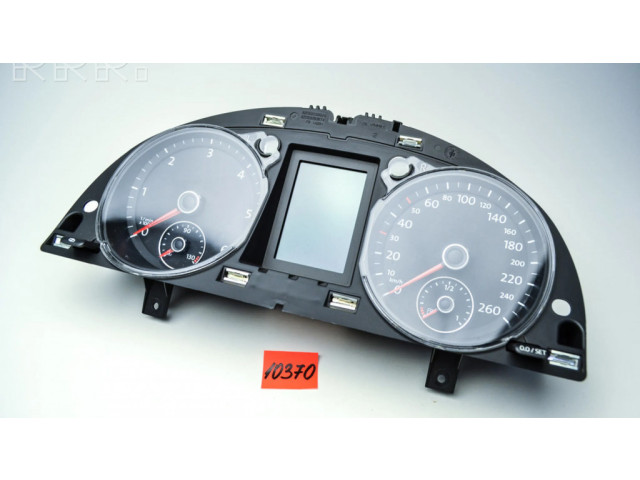 Панель приборов 3AA920870D   Volkswagen PASSAT B7       