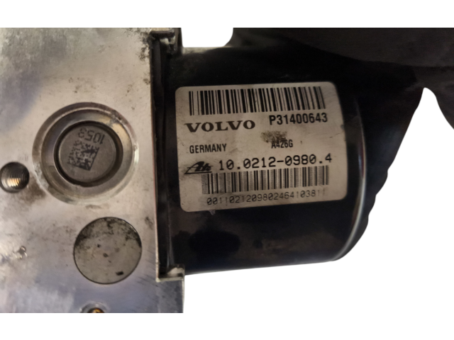 Jednotka ABS P31400643, 10021209804   Volvo V40 2014