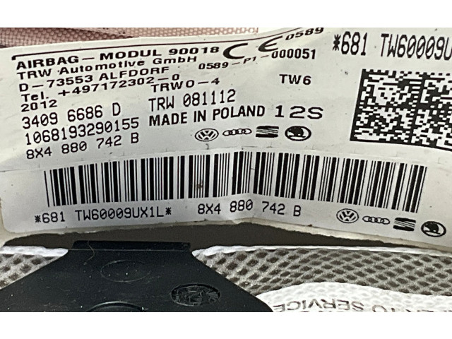Боковая подушка безопасности 8X4880742B   Audi A1