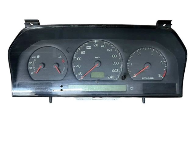 Přístrojová deska  Volvo S70  V70  V70 XC 1999 9168144, 9451530  