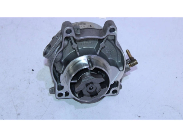 Вакуумный насос 55221325, 11T1710078   Alfa Romeo Mito 1.4     