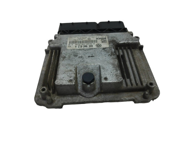 Блок управления двигателя 045906013A, 0281013182   Skoda Roomster (5J)
