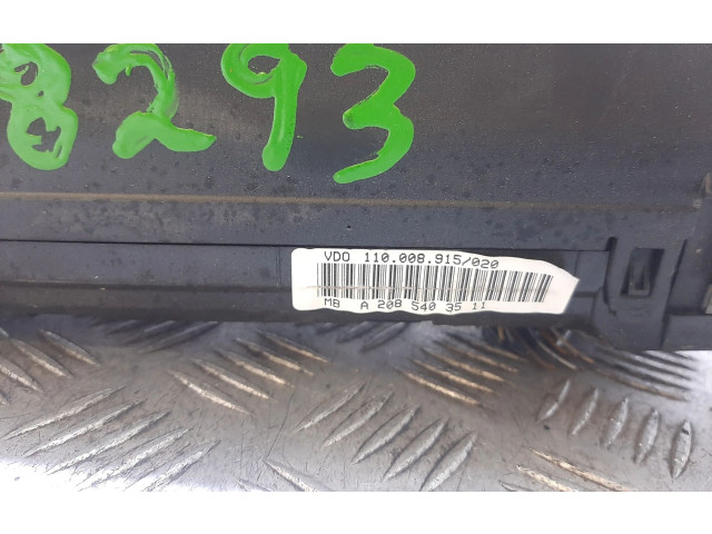 Přístrojová deska  Mercedes-Benz CLK A208 C208 2000 A2085403511  