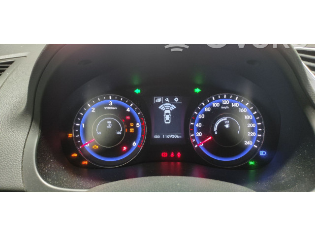 Přístrojová deska  Hyundai i40 2018 940233Z560, 94023-3Z560  