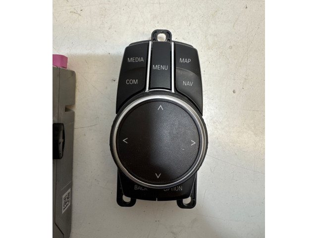 Дисплей    8801702, 8708259   BMW 5 G30 G31