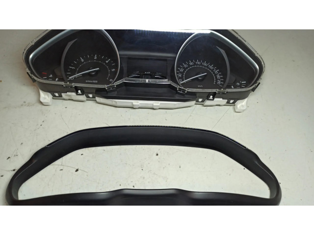 Přístrojová deska  Peugeot 208  982262158000  