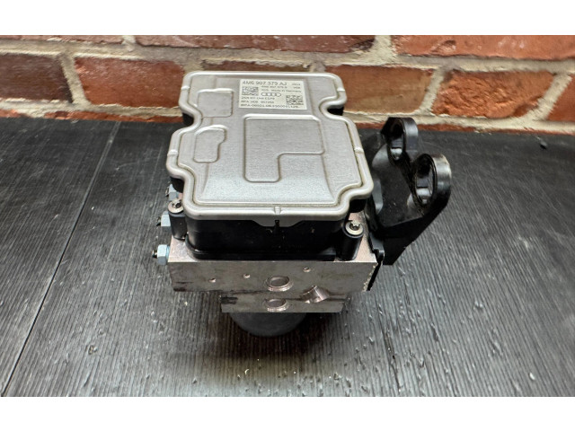 Блок АБС 4M6907379B, 4M6614517BE   Audi  Q8  2018 -  года