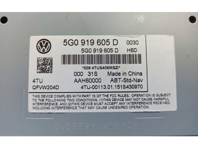 Экран дисплея вверх 5G0919605D   Volkswagen Golf SportWagen       