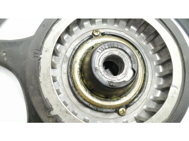 Volant BMW 3 E30 1988 11528964  