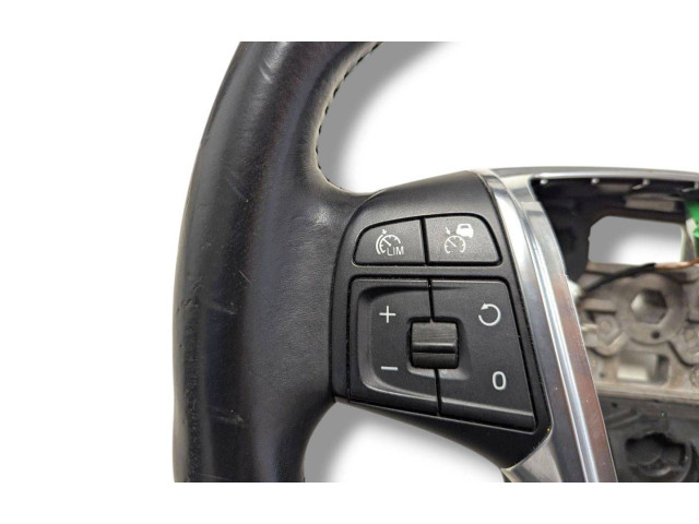 Volant Volvo V40 Cross country 2013 P31250592  