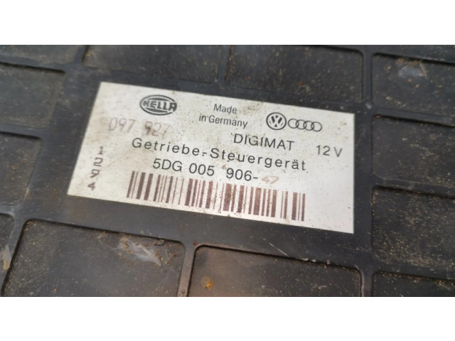 Блок управления коробкой передач 097927731   Audi 80 90 S2 B4