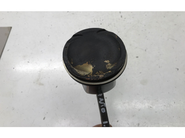 Píst 17020711, DSFM4EJ0   KIA Picanto     