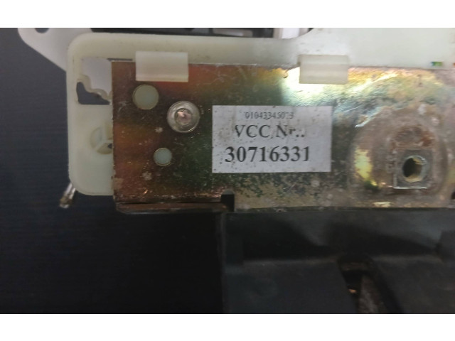 Zámek zadních dveří 01043343013, 30716331   Volvo XC90 2005