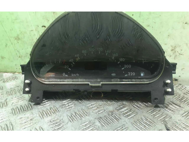 Přístrojová deska  Mercedes-Benz A W168 2001 09052680091  