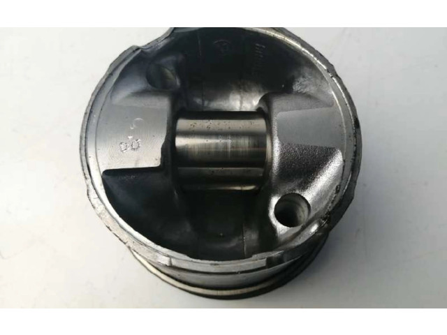  Поршень 2AD 131010R080, 0R080  Toyota RAV 4 (XA30)  
