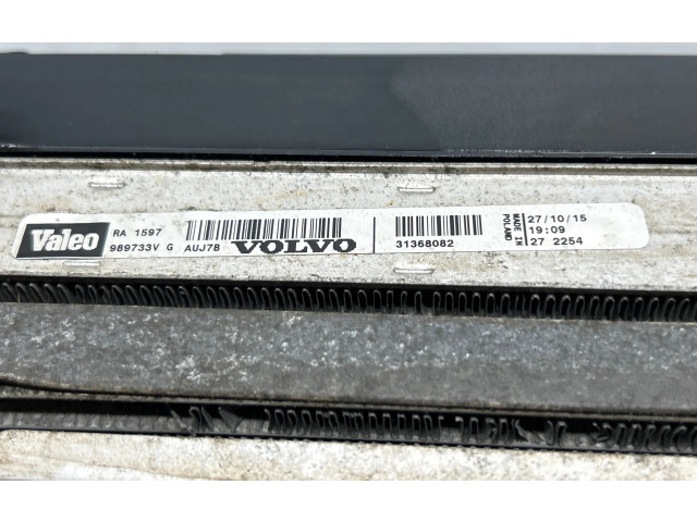 Pojistková skříňka Комплект радиатора 31368082, 31338236   Volvo V70 2015