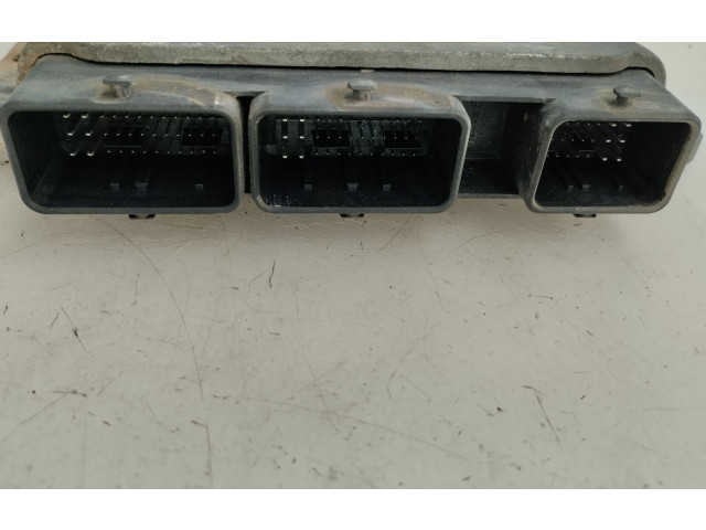 Řídící jednotka 8200376474   Renault Modus 2005