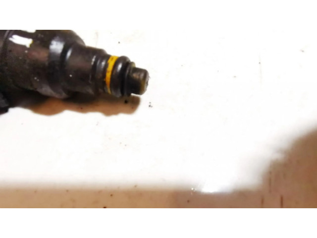 Vstřikovač 3531022010, 9250930006   Hyundai Accent  pro benzínový motor 1.3  