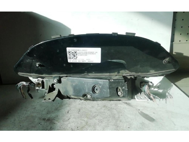 Přístrojová deska  Toyota Yaris 2009 838000D960D  