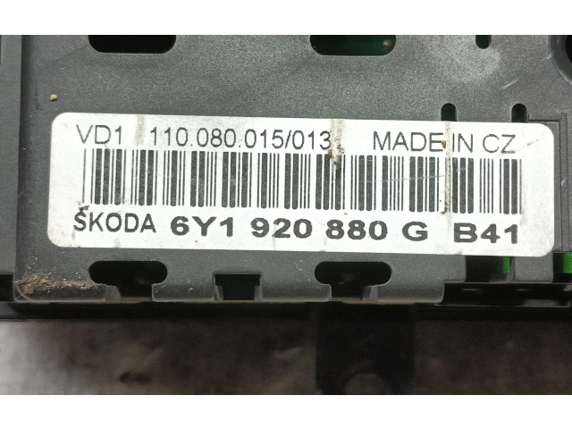 Přístrojová deska  Skoda Fabia Mk1 (6Y) 2003 6Y1920880GKD0, 110080015013  