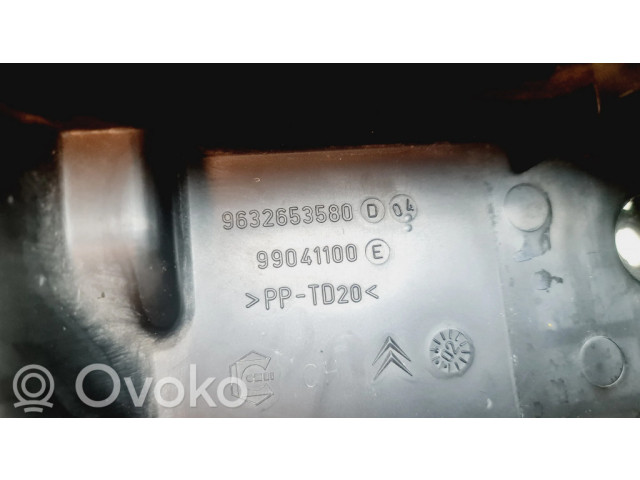 Блок предохранителей  9632653580, 9632753180   Citroen C5    