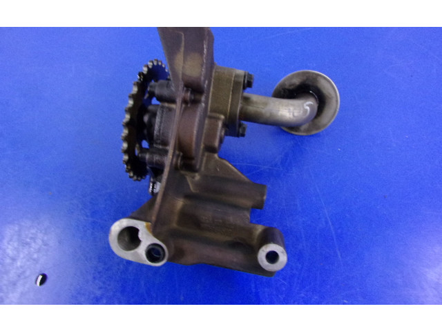 Масляный насос  AHL 06A115105, 06A115105  Audi A4 S4 B5 8D 
