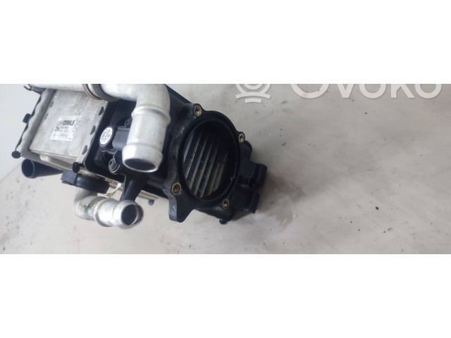 Радиатор интеркулера A1770902501, HP379002   Mercedes-Benz S W222 2010