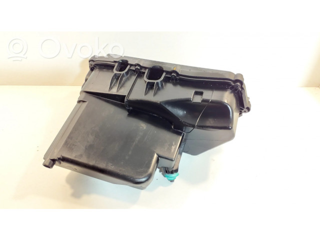 Блок предохранителей  8509913, 8509914   BMW 3 GT F34    