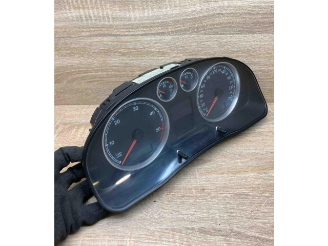 Панель приборов 3B0920825A, 110080052   Volkswagen PASSAT B5.5       
