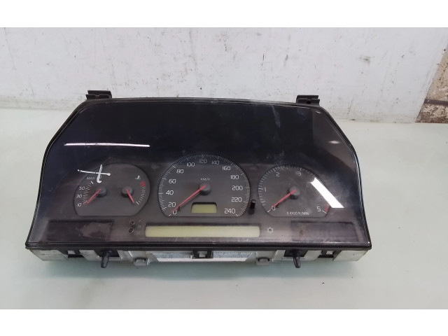 Přístrojová deska  Volvo S70  V70  V70 XC 1999 9451530  