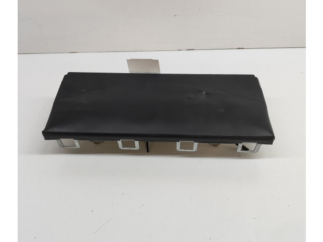 Подушка безопасности для колен 8V2880841D   Audi RS3