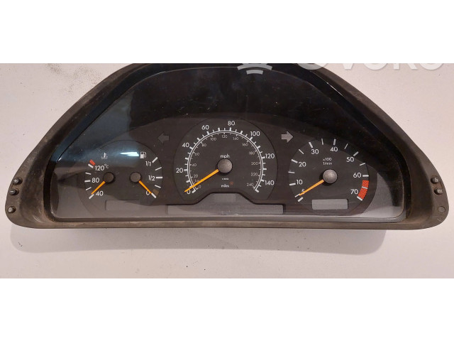 Přístrojová deska  Mercedes-Benz CLK AMG A208 C208 1999 87001345, 2105405047  