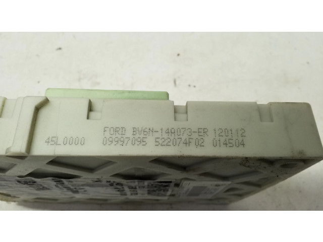 Блок предохранителей BV6T14014, BV6N14A073ER   Ford Focus    