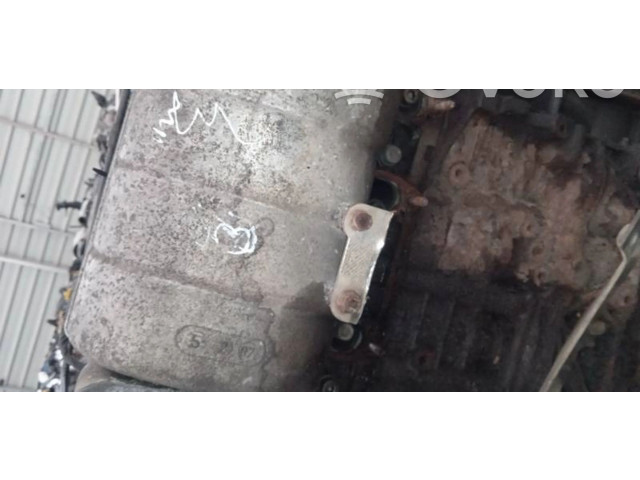 Vstřikovač 038129713BE   Volkswagen Caddy     