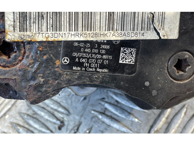 Vstřikovací čerpadlo A6400700701, 0445010120   Mercedes-Benz A W169     