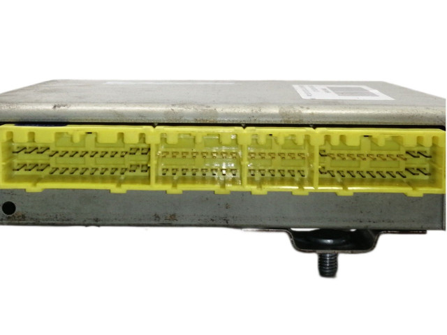 Блок управления двигателя 22611AB130   Subaru SVX