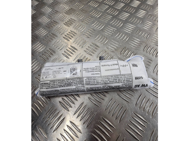Подушка безопасности в сиденье 4K0880442G   Audi e-tron