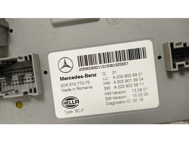   Pojistková skříňka A2059006921   Mercedes-Benz C W205 2015