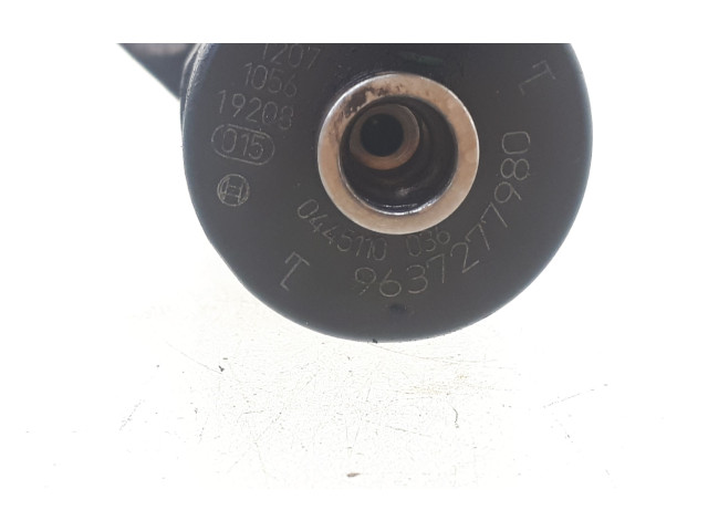 Vstřikovač 0445110036, 9637277980   Citroen C5  pro naftový motor 2.2  