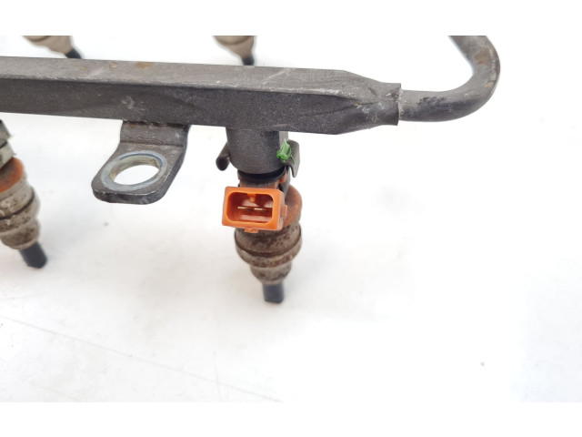 Комплект форсунок INP060, BDH182    Chrysler Stratus  6G73 