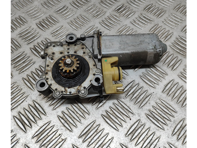Řídící jednotka A0048201942, 0130821504   Mercedes-Benz S W140 1992